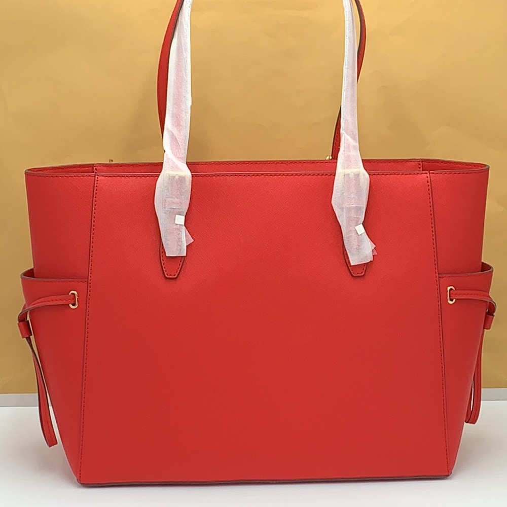 MICHAEL KORS 
Gilly Large Saffiano Leather Tote Bag BRIGHT RED COLOR - Picture 10 of 16
